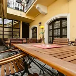 U Lilie Praga