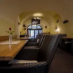 Guest house U Lilie 3*
