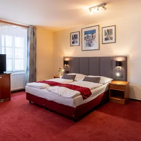 U Lilie Gæstehus 3*